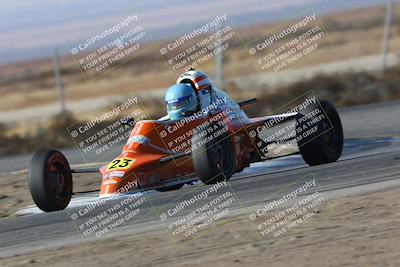 media/Nov-17-2024-CalClub SCCA (Sun) [[5252d9c58e]]/Group 5/Qual (Star Mazda Entrance)/